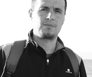 Marcos Césped
